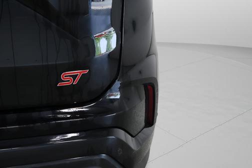 Agate Black 2020 Ford Edge ST