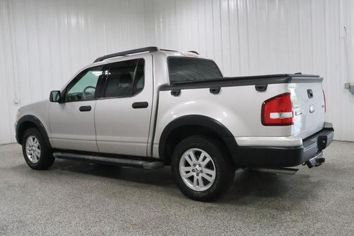 Silver Birch Clearcoat Metallic 2007 Ford Explorer Sport Trac XLT