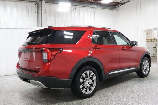 2025 Ford Explorer Platinum