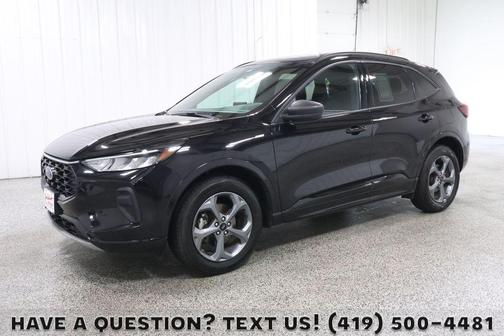 Agate Black Metallic 2024 Ford Escape ST-Line