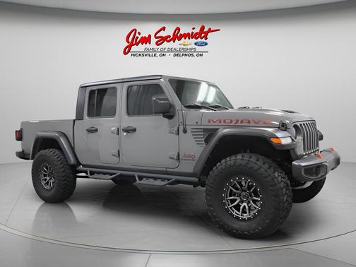 Sting Gray Clearcoat 2021 Jeep Gladiator Mojave