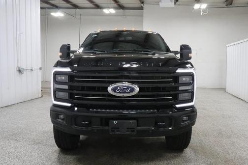 2025 Ford F-250 Platinum