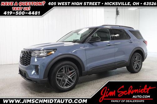 2025 Ford Explorer ST-Line