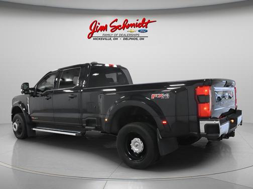 2023 Ford F-450 Lariat