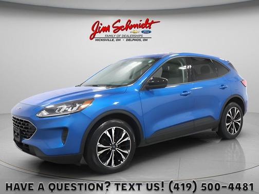 Velocity Blue Metallic 2021 Ford Escape SE