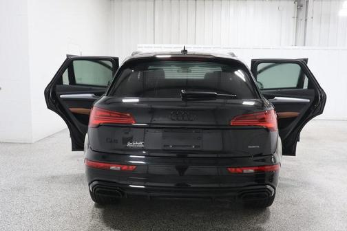 2025 Audi Q5 45 S line quattro Premium