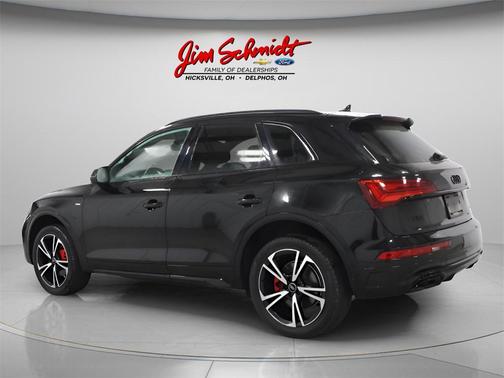 2025 Audi Q5 45 S line quattro Premium
