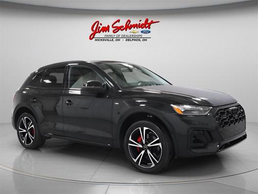 2025 Audi Q5 45 S line quattro Premium