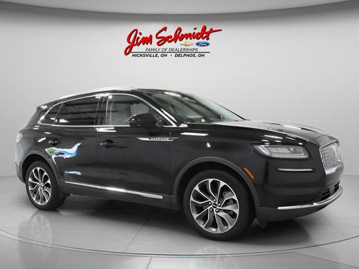 Infinite Black Metallic 2023 Lincoln Nautilus Reserve