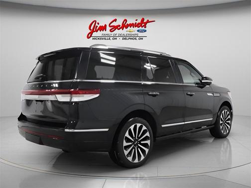 2022 Lincoln Navigator Reserve