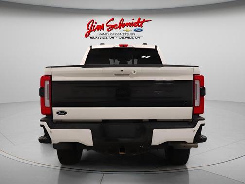 Star White 2025 Ford F-350 Platinum