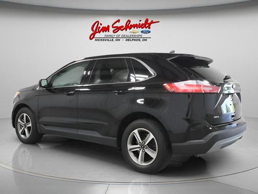 Agate Black Metallic 2024 Ford Edge SEL