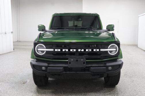 2024 Ford Bronco Outer Banks