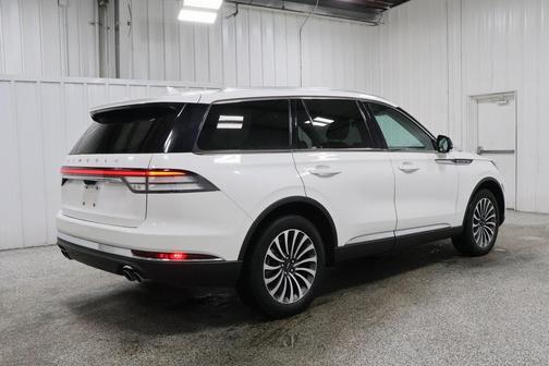 2022 Lincoln Aviator Standard AWD