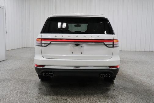 2022 Lincoln Aviator Standard AWD