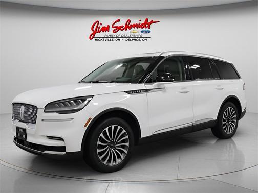 2022 Lincoln Aviator Standard AWD