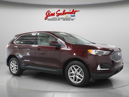 Burgundy Velvet Metallic Tinted Clearcoat 2024 Ford Edge SEL