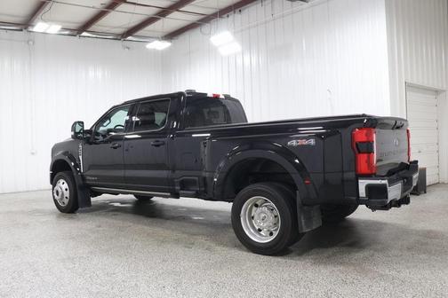 2023 Ford F-450 Lariat