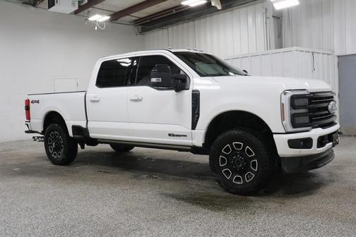 2025 Ford F-250 Platinum