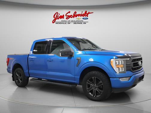 Velocity Blue Metallic 2021 Ford F-150 XLT