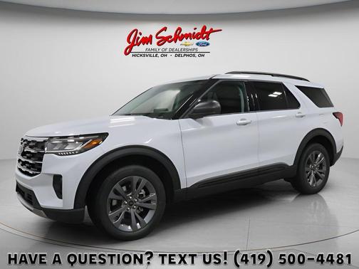 Space White Metallic 2026 Ford Explorer Active