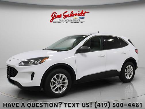 Oxford White 2022 Ford Escape SE