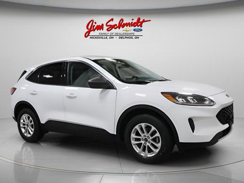 Oxford White 2022 Ford Escape SE