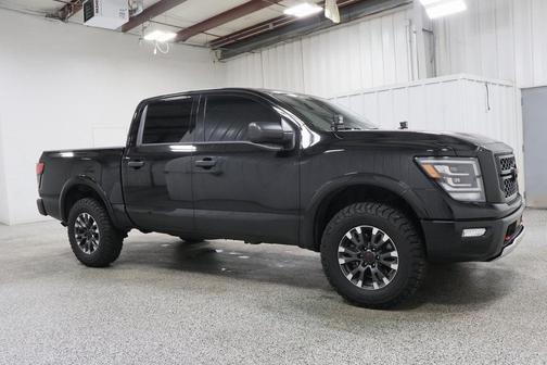 2024 Nissan Titan PRO-4X