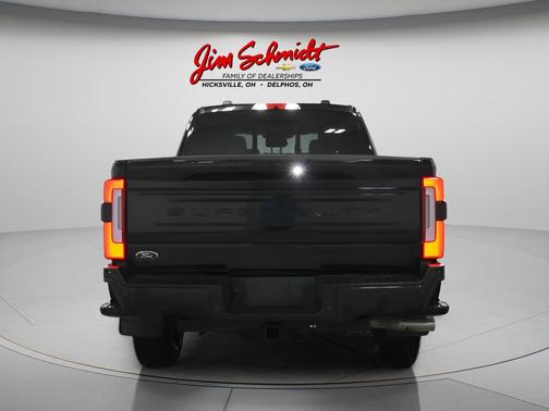 Agate Black Metallic 2025 Ford F-250 Platinum