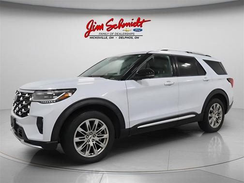 2025 Ford Explorer Platinum