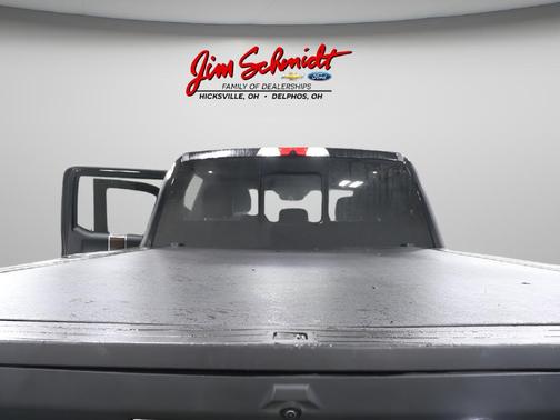 Shadow Black 2017 Ford F-250 Platinum
