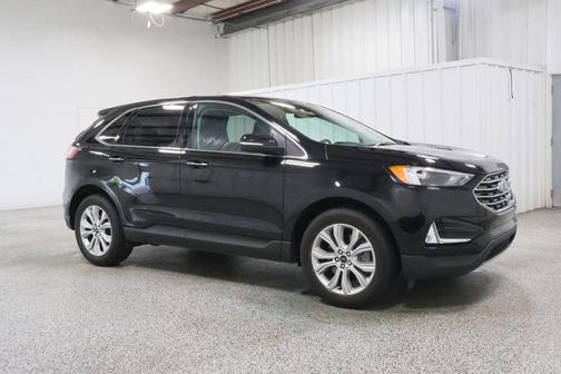 Agate Black Metallic 2024 Ford Edge Titanium