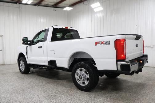 2025 Ford F-350 XLT
