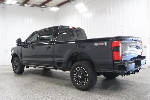 2025 Ford F-250 Platinum