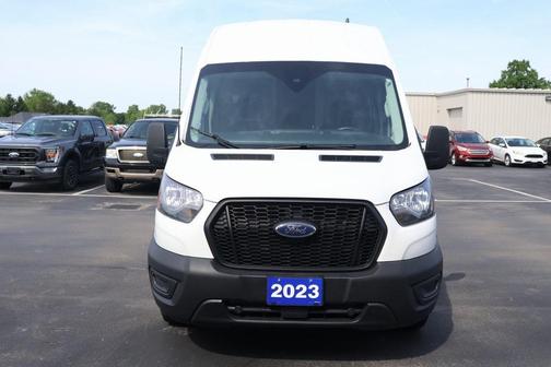 2023 Ford Transit-250
