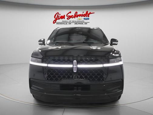 Infinite Black Metallic 2025 Lincoln Navigator Reserve