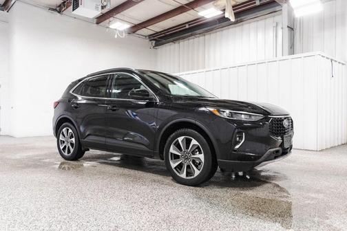 2023 Ford Escape Platinum