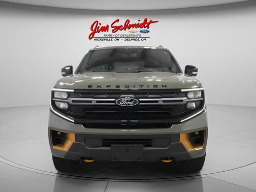 Green 2025 Ford Expedition Tremor