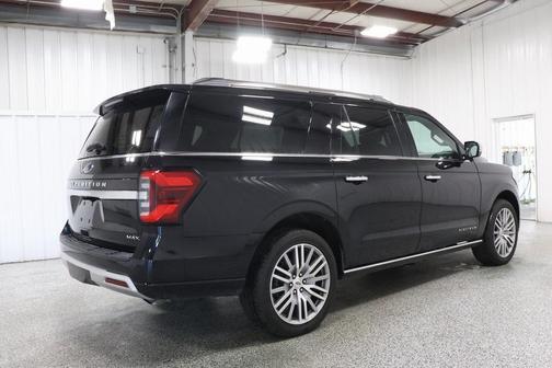 2022 Ford Expedition Max Platinum