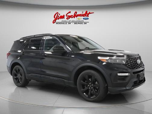 Agate Black Metallic 2023 Ford Explorer ST-Line