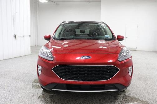 2020 Ford Escape Titanium Hybrid