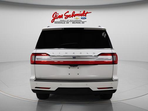 White Platinum Tri-Coat Metallic 2019 Lincoln Navigator Reserve
