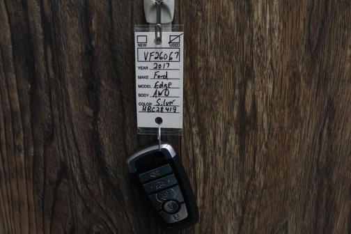 Ingot Silver Metallic 2017 Ford Edge Sport