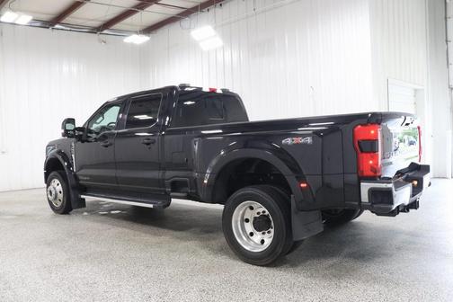 2023 Ford F-450 Lariat