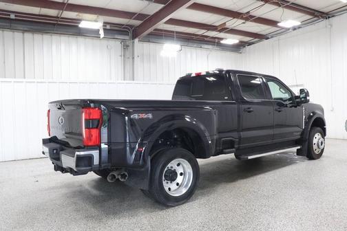 2023 Ford F-450 Lariat