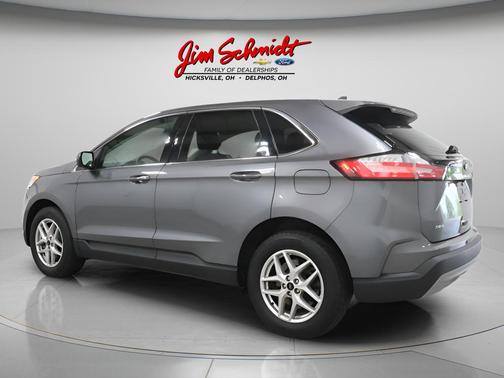 Carbonized Gray Metallic 2024 Ford Edge SEL