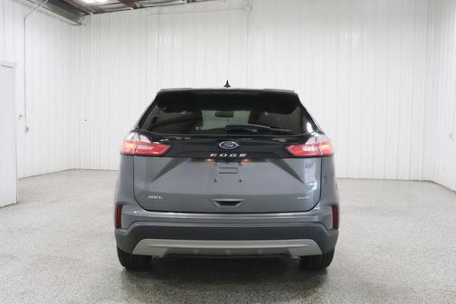 Carbonized Gray Metallic 2024 Ford Edge SEL