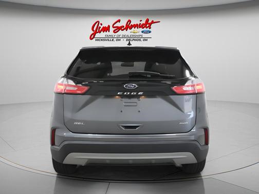 Carbonized Gray Metallic 2024 Ford Edge SEL