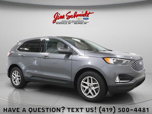 Carbonized Gray Metallic 2024 Ford Edge SEL