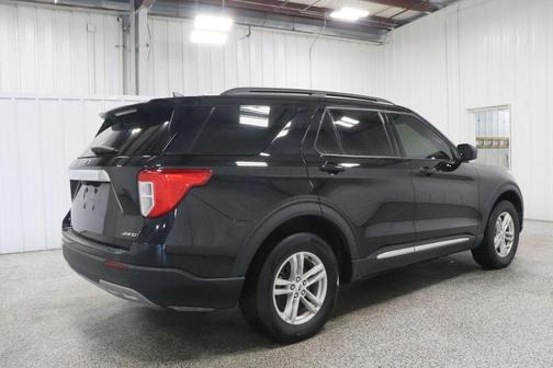Agate Black Metallic 2024 Ford Explorer XLT